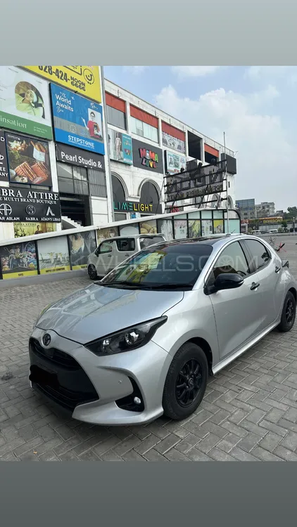 Toyota Yaris Hatchback 2021 for Sale in Sialkot Image-1