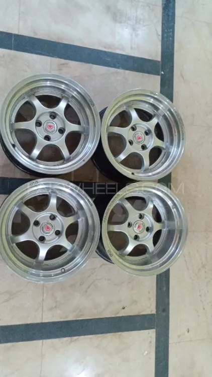 15inch staggered rims up for sale front 8jj back 9jj Image-1