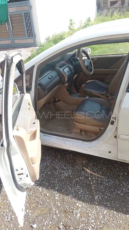 Honda City 2004 for Sale in Islamabad Image-1