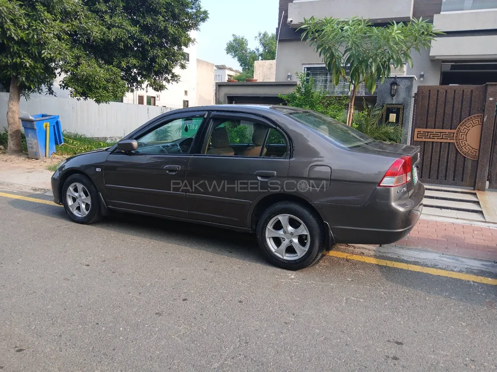 Honda Civic 2005 for Sale in Lahore Image-1