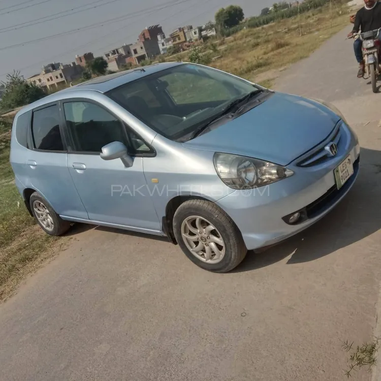 Honda Fit 2009 for Sale in Lahore Image-1