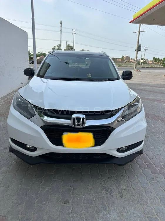 Honda Vezel 2014 for Sale in Chishtian Image-1
