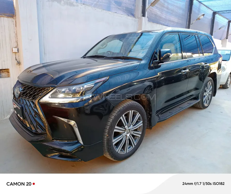 Lexus LX Series 2015 for Sale in Karachi Image-1