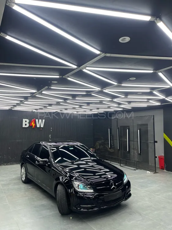 Mercedes Benz C Class 2013 for Sale in Lahore Image-1