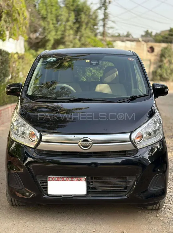 Nissan Dayz 2018 for Sale in Karachi Image-1