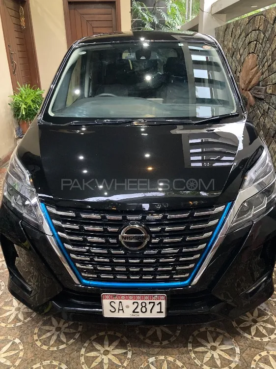 نسان سرینا 2019 for Sale in کراچی Image-1