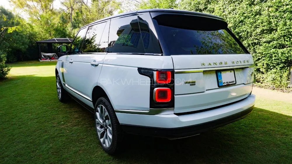 Range Rover Vogue 2019 for Sale in Islamabad Image-1