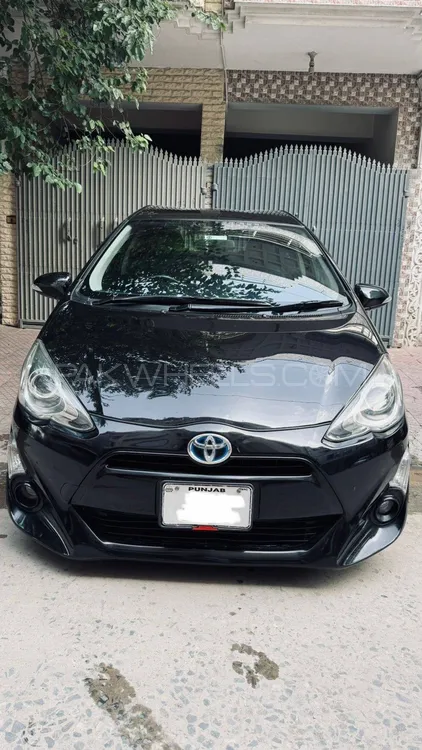 Toyota Aqua 2015 for Sale in Islamabad Image-1