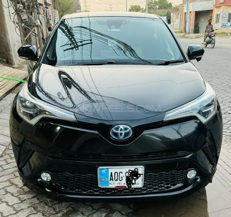 Toyota C-HR 2018 for Sale in Lahore Image-1