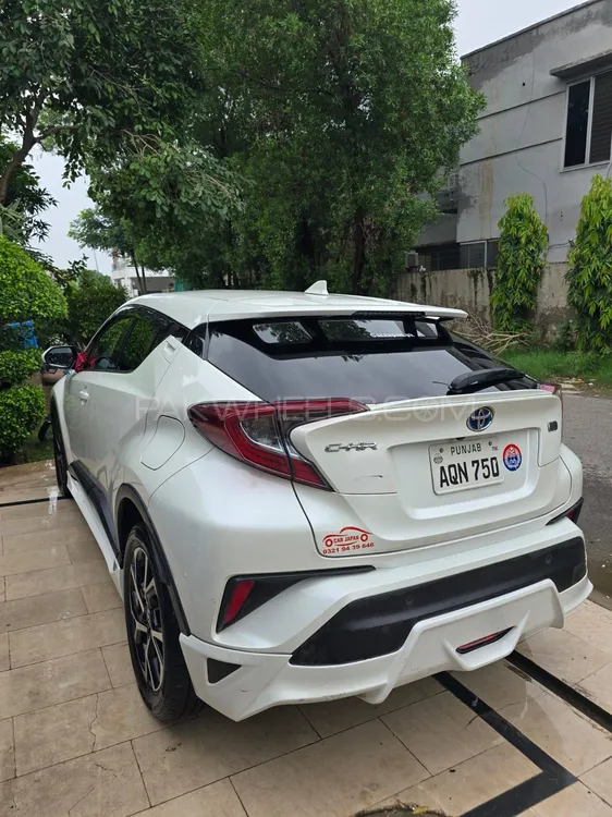 Toyota C-HR 2023 for Sale in D.G.Khan Image-1