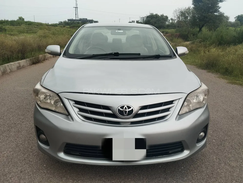 Toyota Corolla 2013 for Sale in Islamabad Image-1