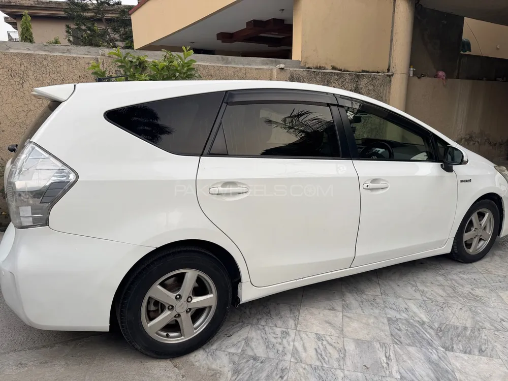 Toyota Corolla 2016 for Sale in Lahore Image-1