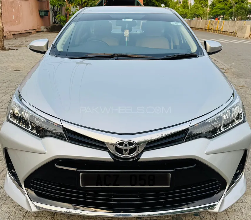 Toyota Corolla 2021 for Sale in Lahore Image-1