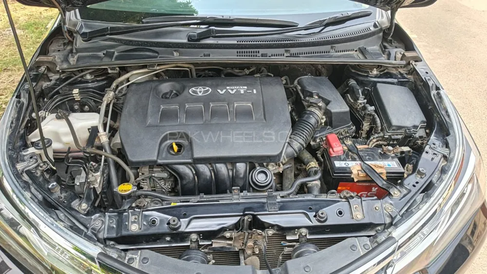 Toyota Corolla 2021 for Sale in Faisalabad Image-1