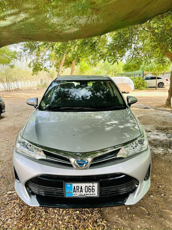 Toyota Corolla Axio 2018 for Sale in Karachi Image-1
