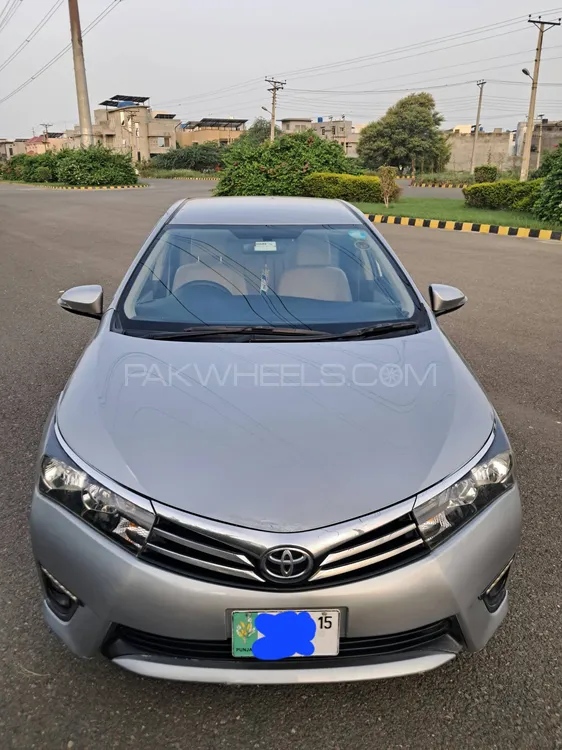 Toyota Corolla 2015 for Sale in Lahore Image-1
