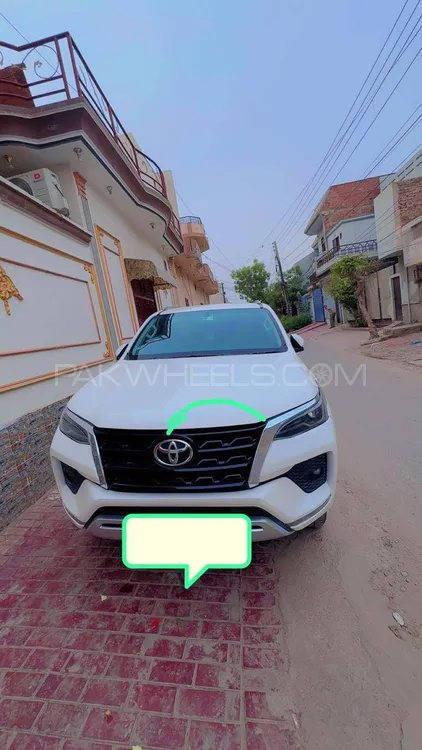 Toyota Fortuner 2021 for Sale in Lahore Image-1