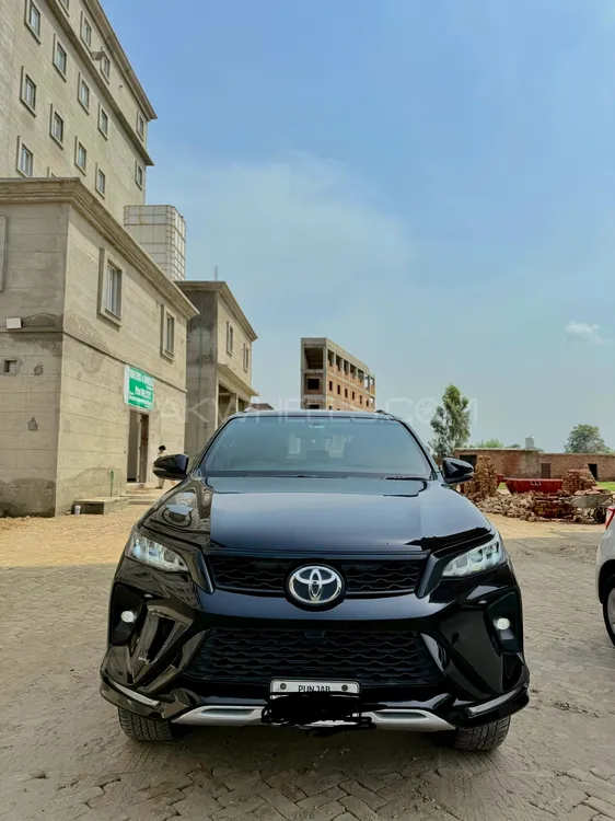 Toyota Fortuner 2022 for Sale in Lahore Image-1