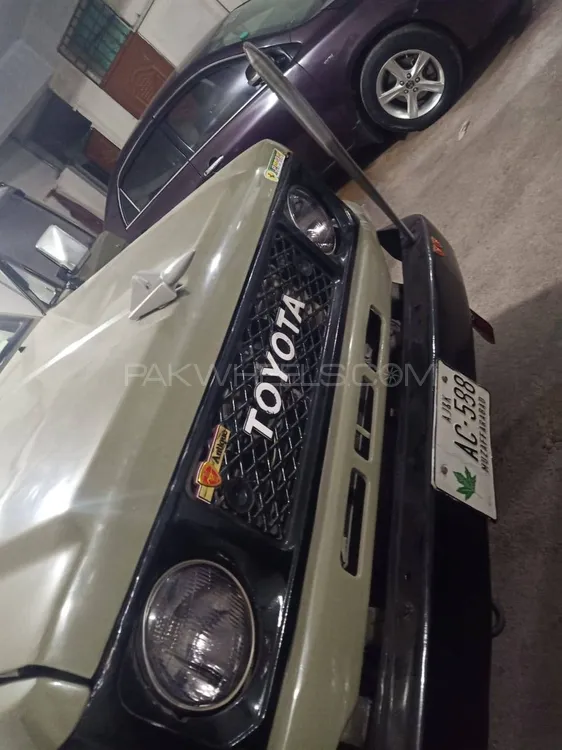 Toyota Land Cruiser 1986 for Sale in Islamabad Image-1