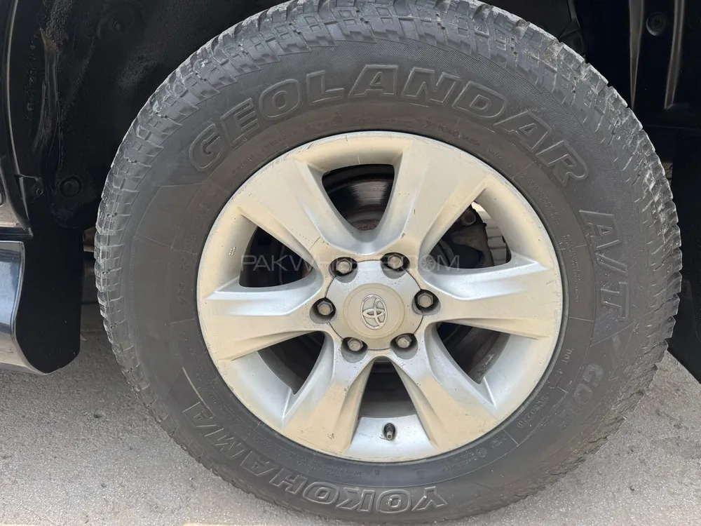 Toyota Prado 2011 for Sale in Lahore Toyota Prado 2011 for Sale in Lahore Image-6