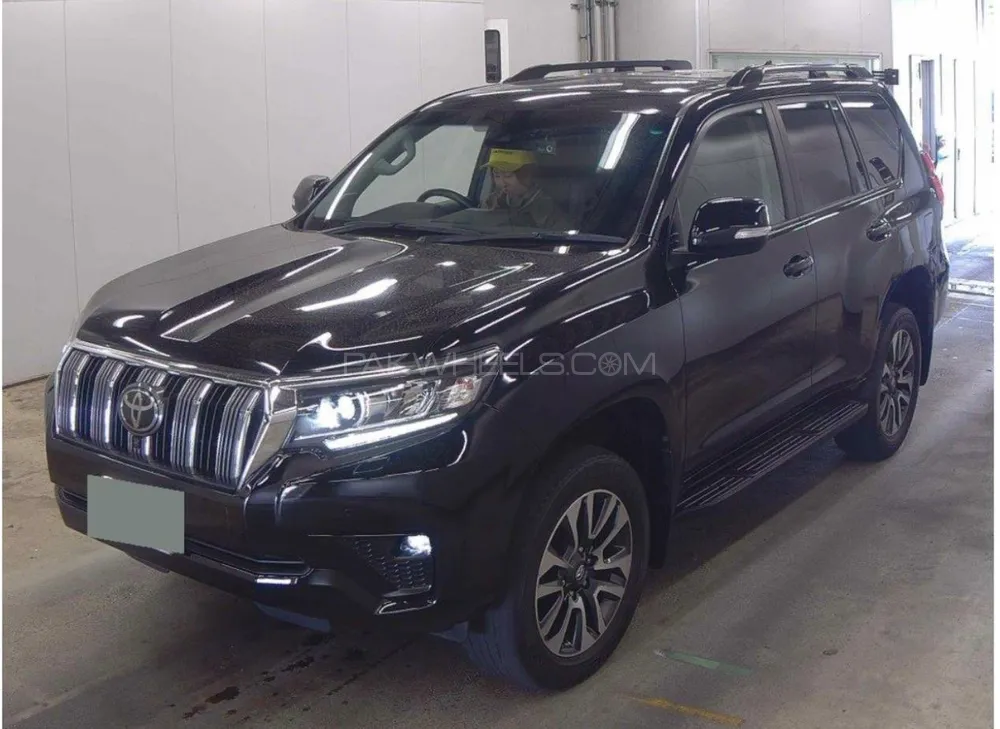 Toyota Prado 2021 for Sale in Peshawar Image-1