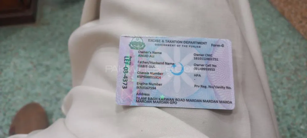Toyota Vitz 2005 for Sale in Mardan Image-1