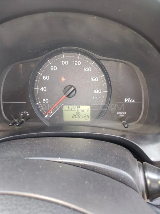 Toyota Vitz 2015 for Sale in Gujranwala Image-1