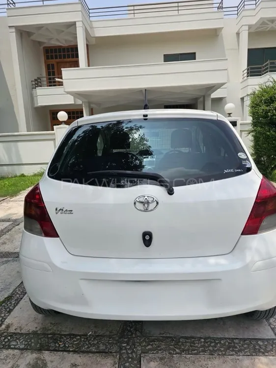 Toyota Vitz 2007 for Sale in Islamabad Image-1