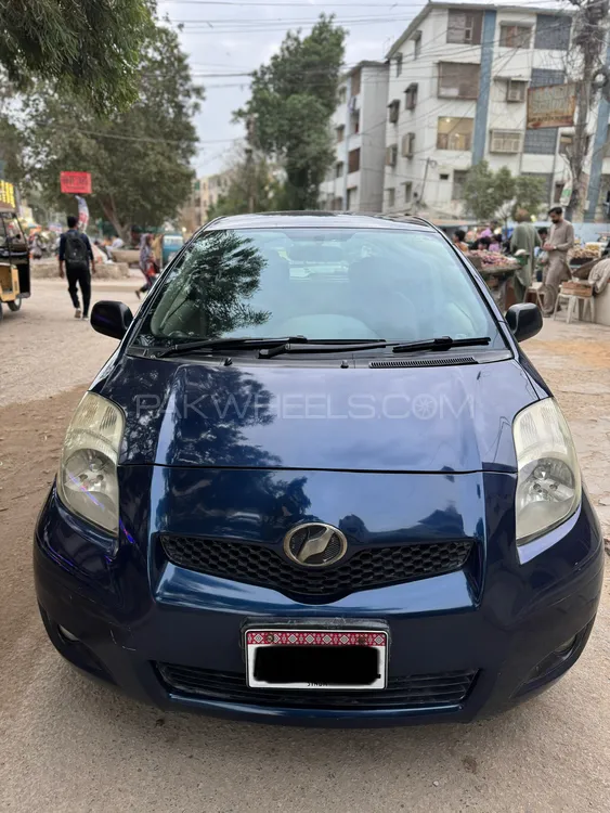 Toyota Vitz 2007 for Sale in Karachi Image-1