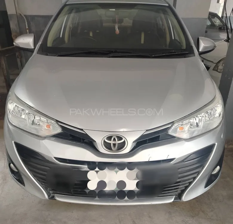 Toyota Yaris Sedan 2021 for Sale in Karachi Image-1