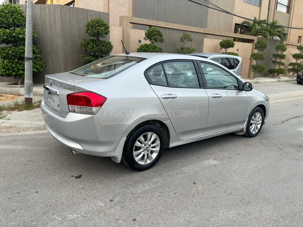 Honda City 2013 for Sale in Karachi Image-1