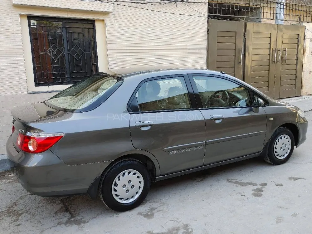 Honda City 2006 for Sale in Lahore Image-1