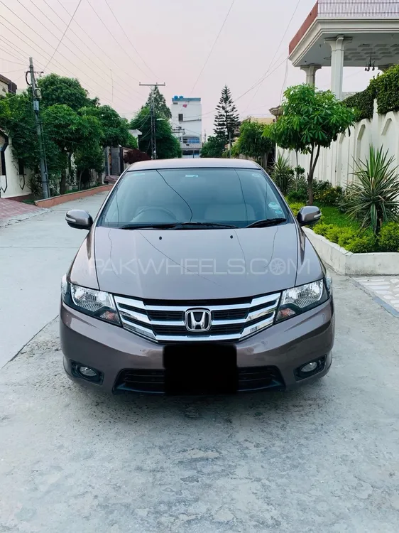 Honda City 2015 for Sale in Faisalabad Image-1