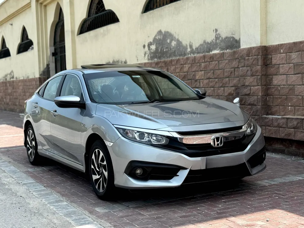 Honda Civic 2017 for Sale in Mardan Image-1