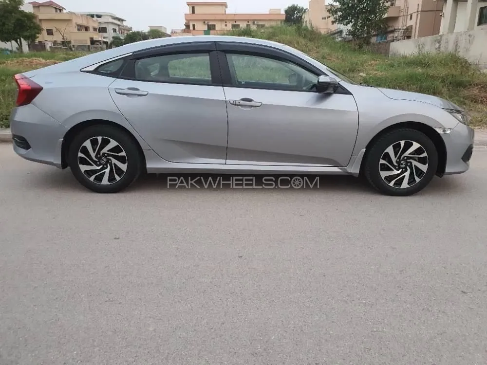 Honda Civic 2018 for Sale in Islamabad Image-1