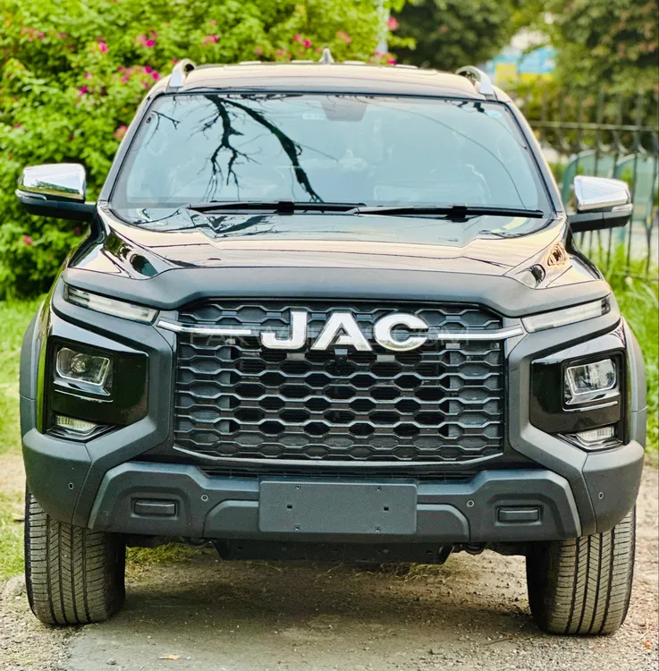 JAC T9 2025 for Sale in Faisalabad Image-1