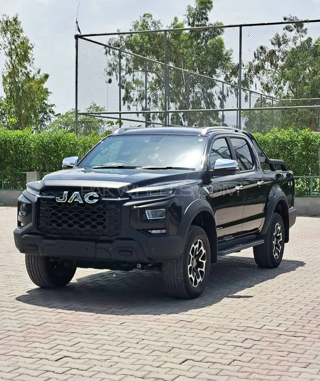 JAC T9 2025 for Sale in Peshawar Image-1