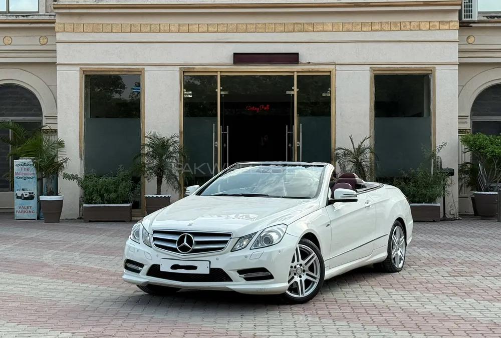 Mercedes Benz E Class Cabriolet 2012 for Sale in Islamabad Image-1