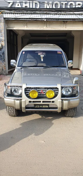 Mitsubishi Pajero 1994 for Sale in Lahore Image-1