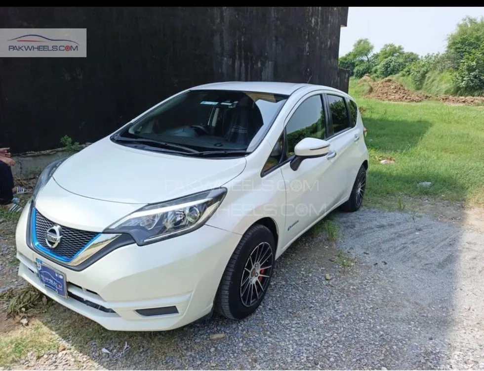 Nissan Note 2018 for Sale in Islamabad Image-1