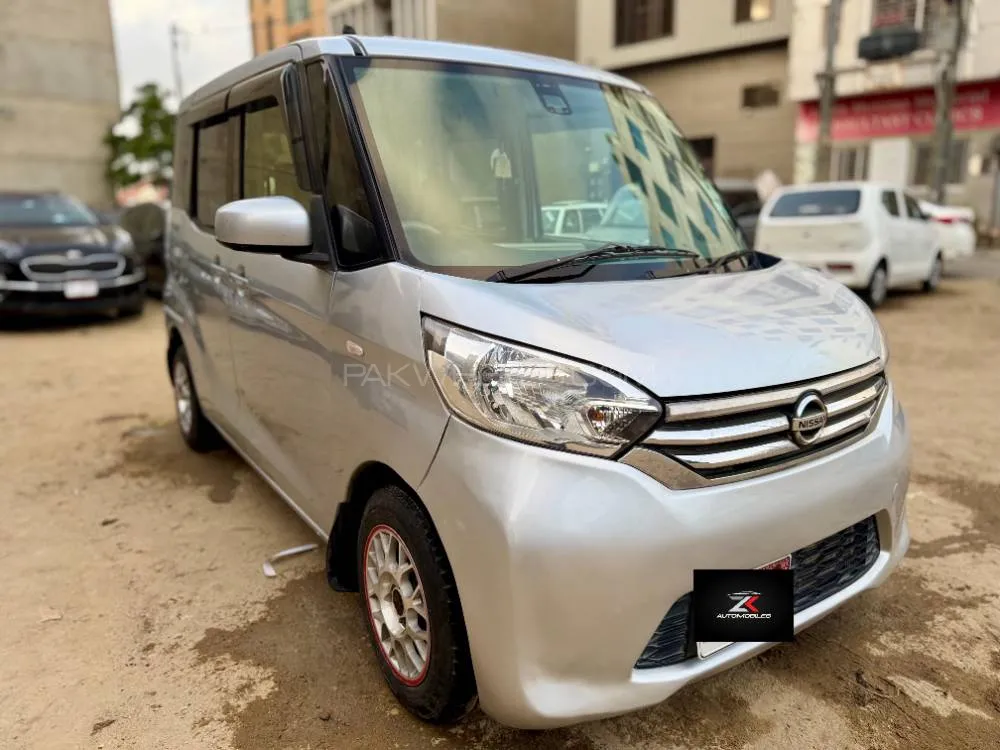 Nissan Roox 2015 for Sale in Karachi Image-1
