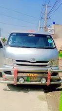 Toyota Hiace TRH 214 2009 for Sale