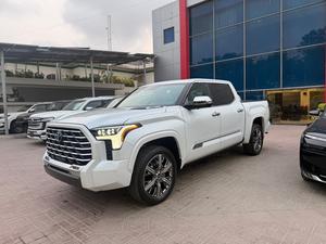 Toyota TUNDRA 
Capstone Edition 
3.5 Petrol Hybrid 

Model: 2022
Top of the line

Calling and visiting hours

Monday to Saturday

11:00 AM to 7:00 PM