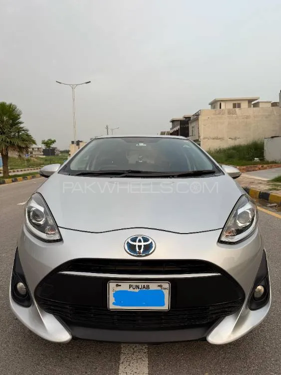 Toyota Aqua 2019 for Sale in Islamabad Image-1