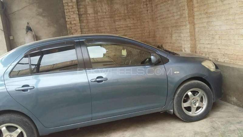 Toyota Belta 2005 for Sale in Islamabad Image-1