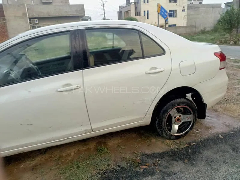 Toyota Belta 2011 for Sale in Lahore Image-1