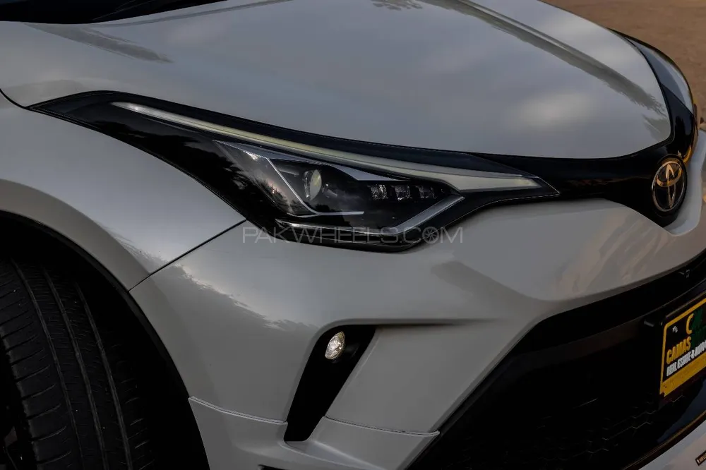 Toyota C-HR 2020 for Sale in Islamabad Toyota C-HR 2020 for Sale in Islamabad Image-7
