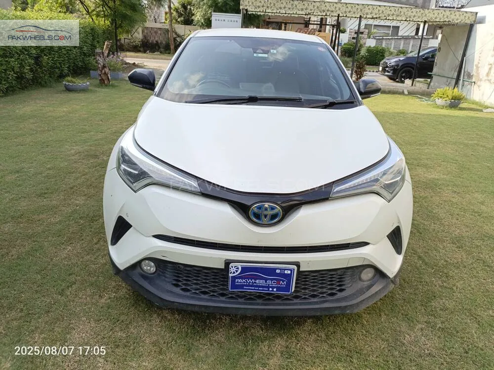 ٹویوٹا سی-ایچ آر 2017 for Sale in گجرانوالہ Image-1
