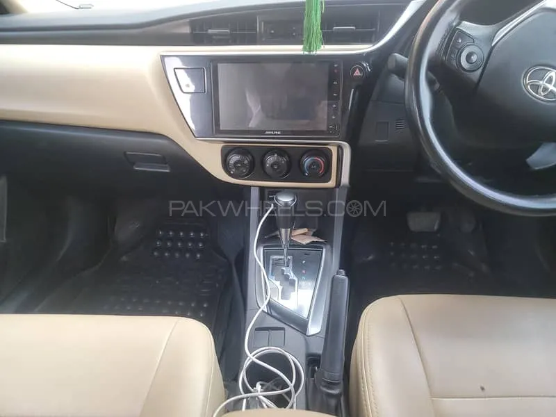 Toyota Corolla 2018 for Sale in Lahore Image-1