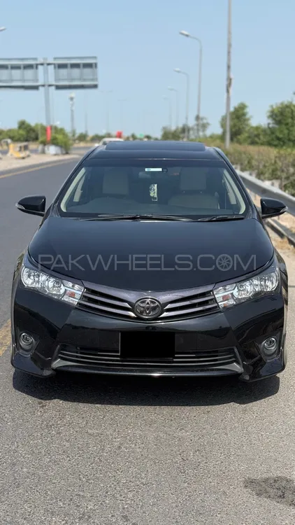 Toyota Corolla 2015 for Sale in Peshawar Image-1